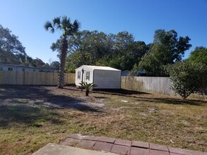 302 Smith Dr NE in Fort Walton Beach, FL - Building Photo - Building Photo