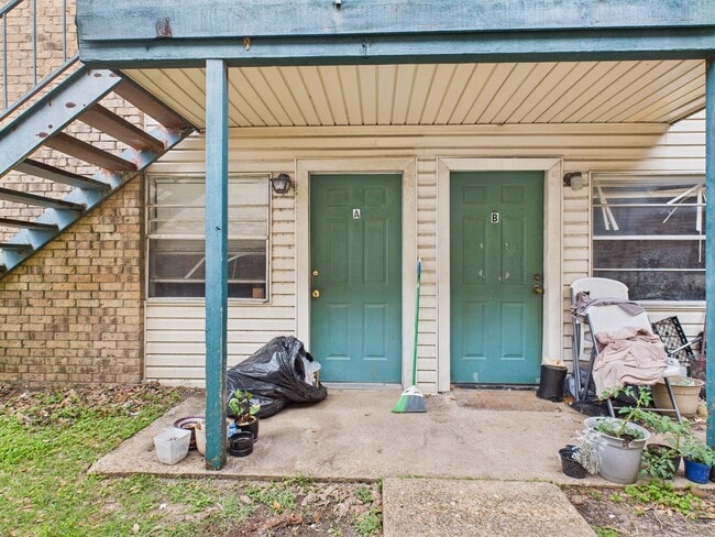 403 Boyett St in College Station, TX - Building Photo - Building Photo