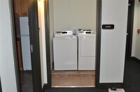 1025 Swanson St photo'