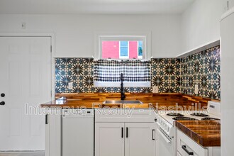 910 Shelby Ave in Nashville, TN - Building Photo - Building Photo