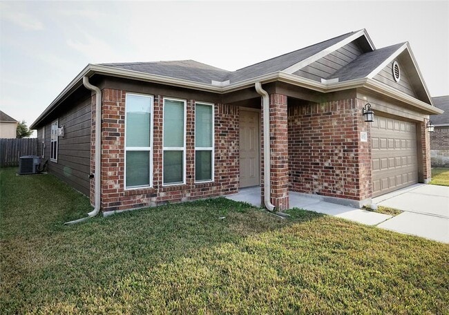 1303 Kaliste Meadow Dr in Houston, TX - Building Photo - Building Photo