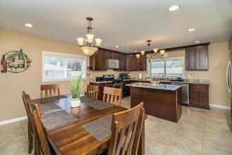 18328 Ashland Ave in Homewood, IL - Building Photo - Building Photo