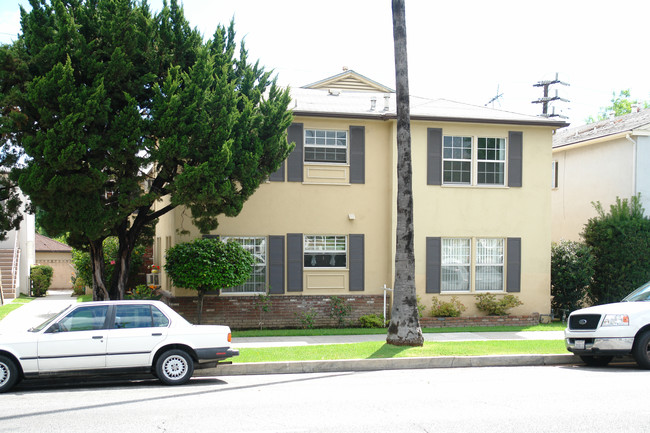 934 W Glenoaks Blvd in Glendale, CA - Foto de edificio - Building Photo