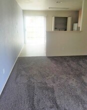 313 Creek St, Unit #B in Copperas Cove, TX - Foto de edificio - Building Photo
