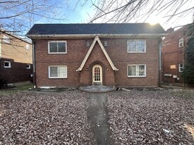 310.5 Lenox Ave in Forest Hills, PA - Building Photo