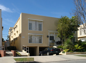 315 S Elm Dr Apartments