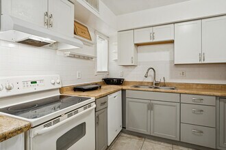 9930 Pineapple Tree Dr in Boynton Beach, FL - Building Photo - Building Photo