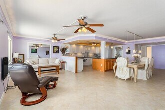 1 Colony Point Dr, Unit A8 in Punta Gorda, FL - Building Photo - Building Photo