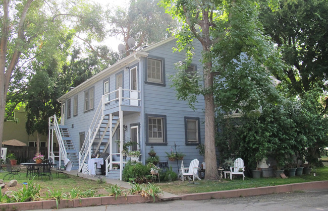 1116 Pine St in South Pasadena, CA - Foto de edificio - Building Photo