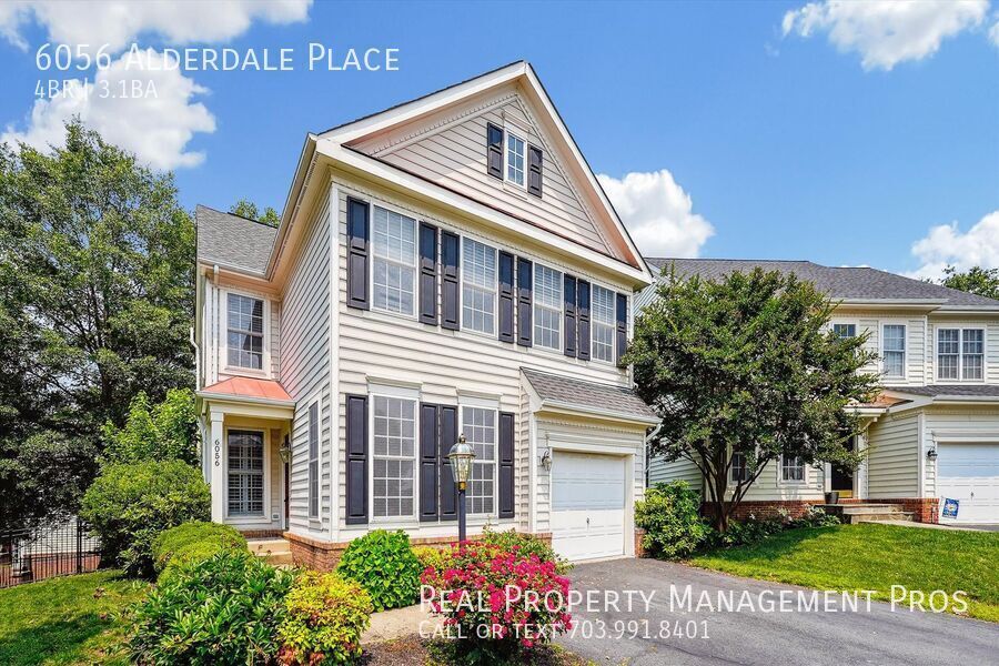 6056 Alderdale Pl in Haymarket, VA - Building Photo