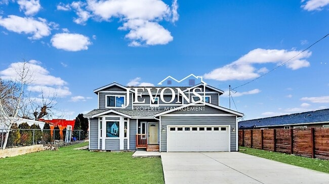 property at 511 N 22nd Ave