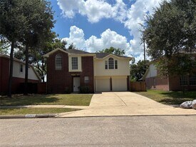 16003 Mission Glen Dr in Houston, TX - Building Photo