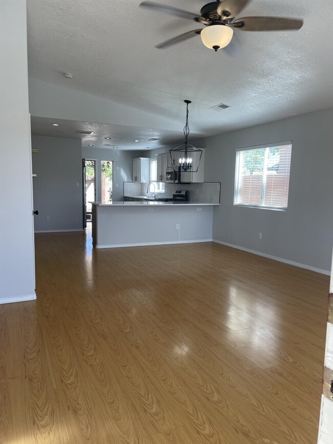 7312 Villa Clavel NE in Albuquerque, NM - Building Photo - Building Photo