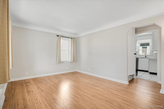 908 Bauman Ave in Royal Oak, MI - Building Photo - Building Photo