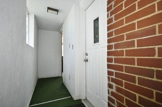 2102 West St in Munhall, PA - Building Photo - Building Photo