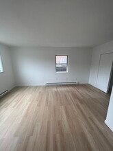 1247 Commonwealth Ave in Boston, MA - Building Photo - Building Photo