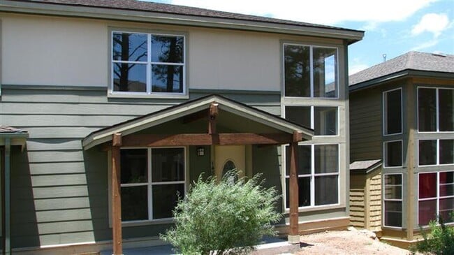 property at 1481 E Ivy Ln