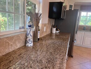4275 Crestview Dr in La Mesa, CA - Building Photo - Building Photo