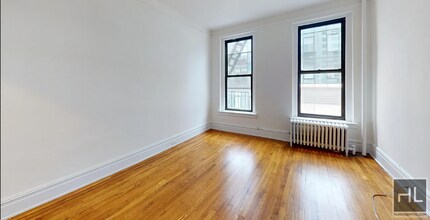 EAST 87 STREET in New York, NY - Building Photo - Building Photo