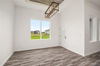1010 Azalea St in Mission, TX - Building Photo - Building Photo