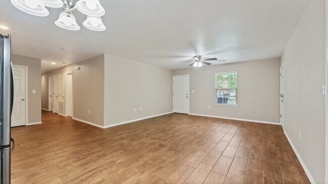 307 Ewalt Ave in Springdale, AR - Building Photo - Building Photo