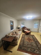 7017 Quaker Rd in Orchard Park, NY - Building Photo - Building Photo