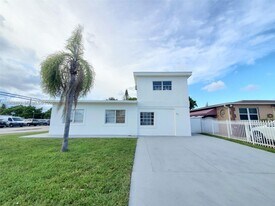 291 W 41st St in Hialeah, FL - Building Photo