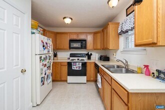 109 12th St in Grottoes, VA - Building Photo - Building Photo