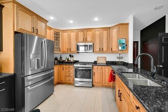 22 Turnberry Ln in Hamburg, NJ - Building Photo - Building Photo