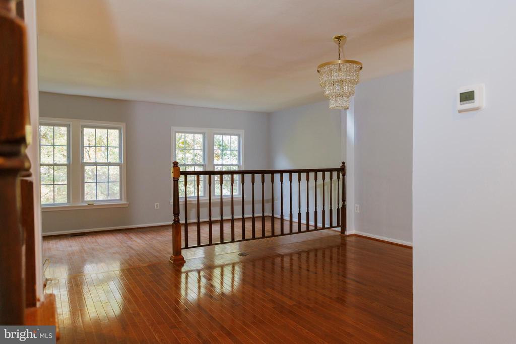 5631 Hogenhill Terrace in Rockville, MD - Building Photo