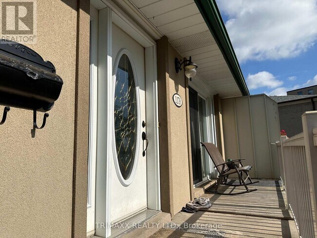 1179 Forestwood Dr in Mississauga, ON - Building Photo - Building Photo