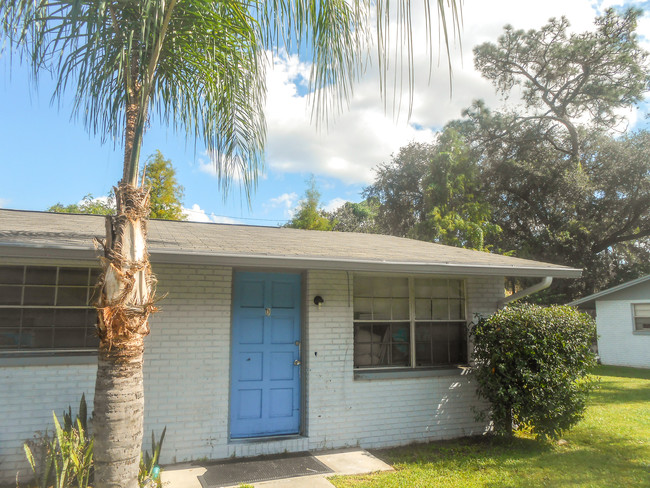 Holly Court Apartments in Tampa, FL - Foto de edificio - Other