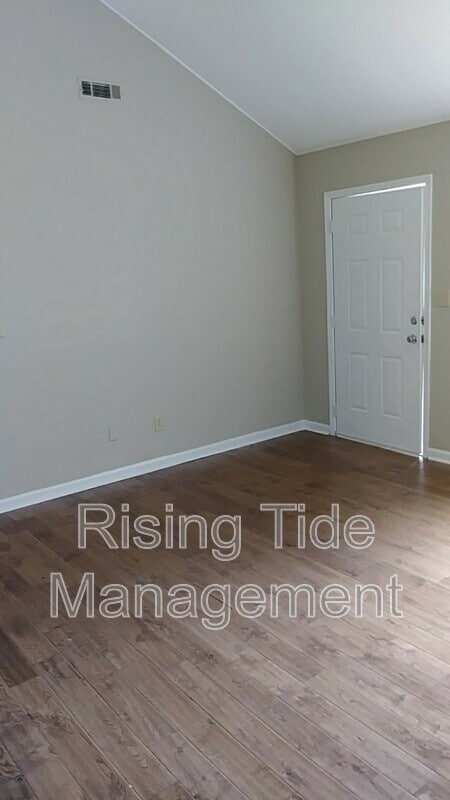 1048 25th Ave in Hueytown, AL - Building Photo - Building Photo