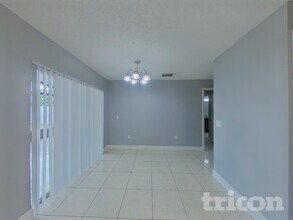 2143 Jessa Dr in Kissimmee, FL - Building Photo - Building Photo