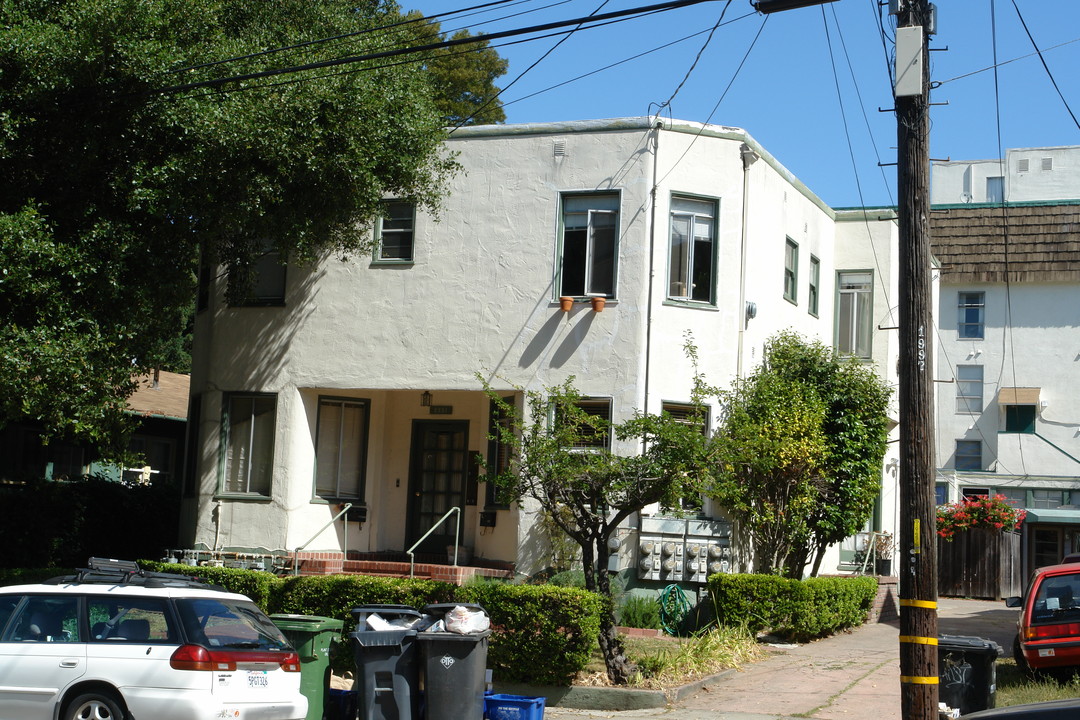 2231 Blake St in Berkeley, CA - Building Photo