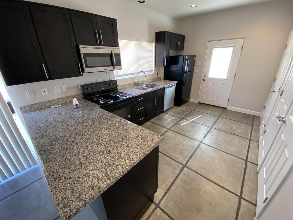 2862 N Tyndall Ave in Tucson, AZ - Foto de edificio