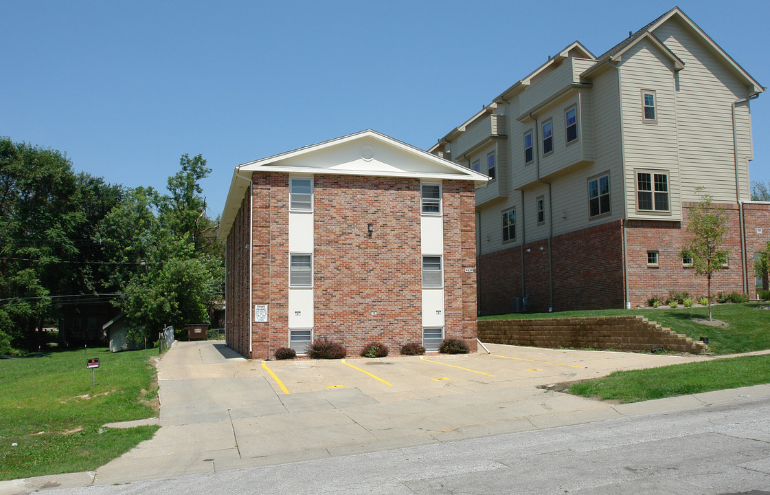 4910 Davenport St in Omaha, NE - Foto de edificio