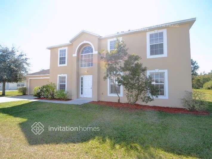 927 Halifax Dr in Kissimmee, FL - Foto de edificio