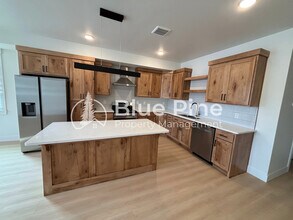 1375 Latah Ave in Idaho Falls, ID - Building Photo - Building Photo