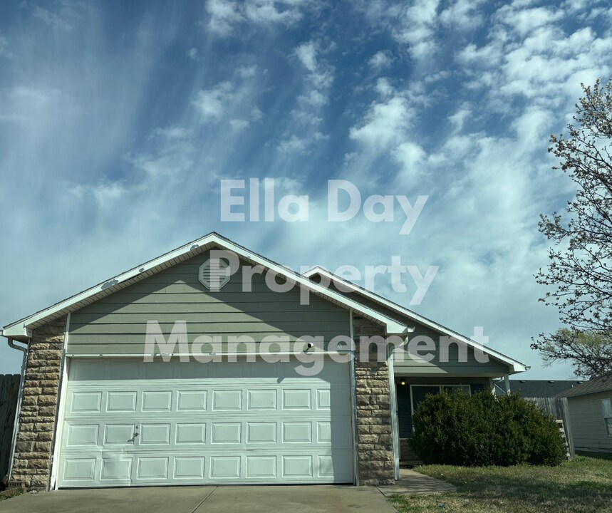 2520 E Conquest St in Wichita, KS - Building Photo