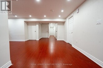 3163 Galbraith Dr in Mississauga, ON - Building Photo - Building Photo