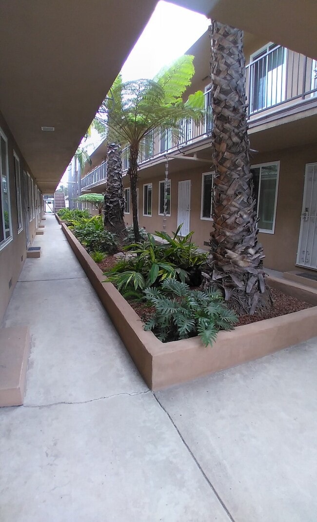 10535 National Blvd, Unit 6