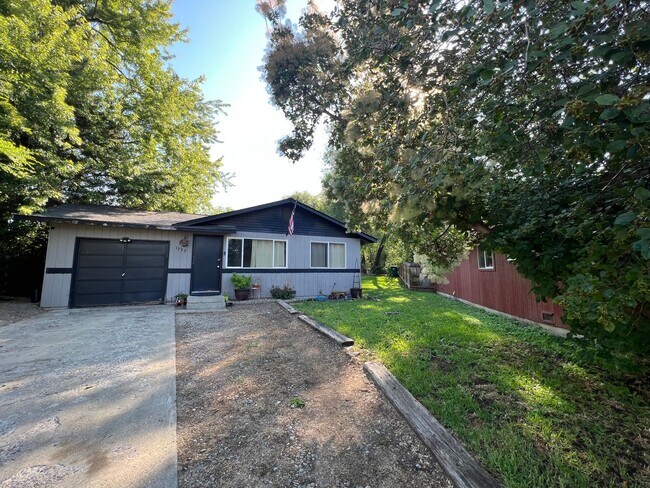 property at 1330 N Brook Ct