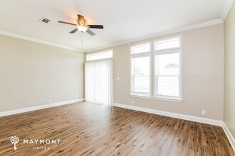 701 Pelican Ct in Poinciana, FL - Building Photo - Building Photo