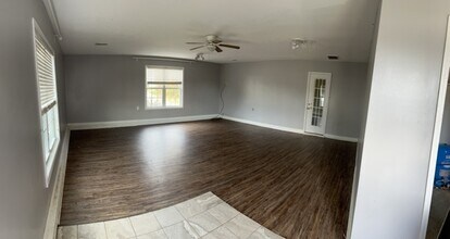 4361 Frank Dellinger Ln in Maiden, NC - Building Photo - Building Photo