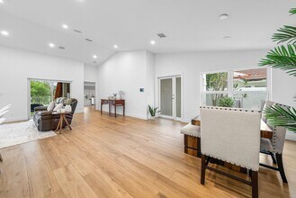 2721 Neaton Ct in Wellington, FL - Building Photo - Building Photo