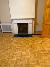 19 Russell St, Unit 1 in Brooklyn, NY - Building Photo - Building Photo
