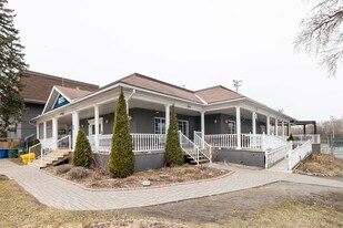 1 Donald St in Ottawa, ON - Building Photo