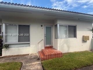 property at 2208 Bay Dr