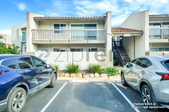 47 Dearborn Pl in Goleta, CA - Foto de edificio - Building Photo